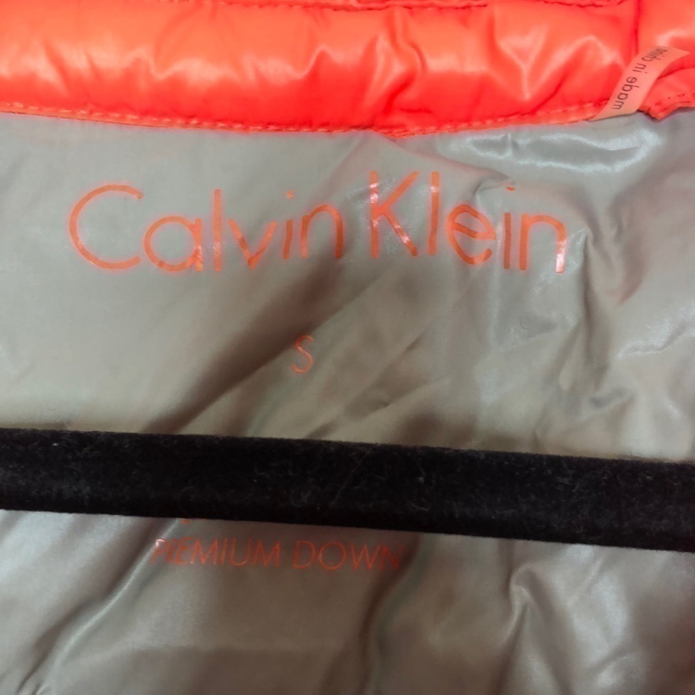 CALVIN Klein Light Weight Bomber Coat - Picture 9 of 15
